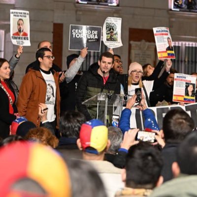 Venezolano, hijo de padres y ciudadanos ejemplares. #LiberenaPerkinsRocha