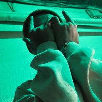 Revka (@revkamusic) Twitter profile photo