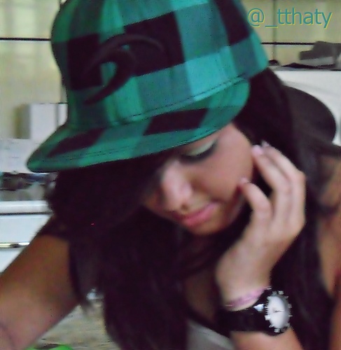 Oi cara de boí.l M.A da @taaynaramoreli ; s2' . :)