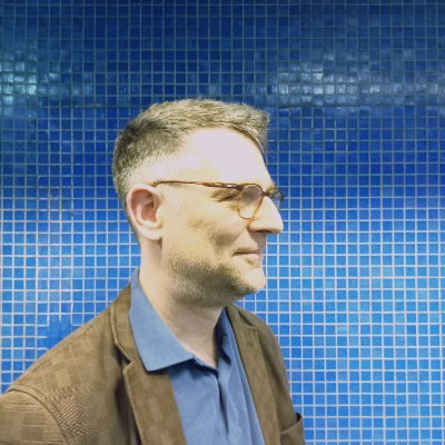 J'ai fait partie des premiers arrivés et j'aurai aimé être parmi les derniers à partir mais tant pis : RIP @Twitter ; j'interromps mes publications sur @X.
