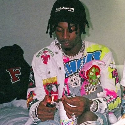 ChargersBetter_'s profile picture. my shirt off