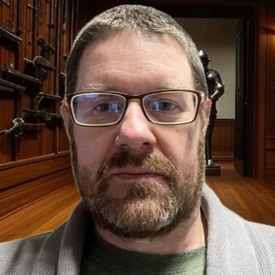 realchadross's profile picture. 