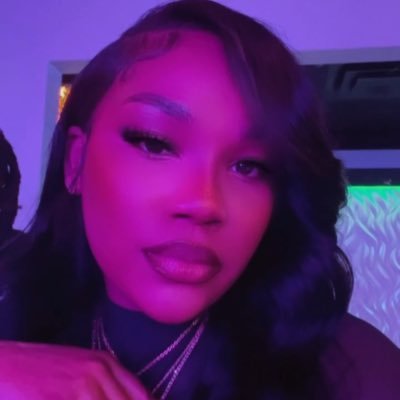 Leave Your Best Impression...... DUQUESNE U Alumna '19 💁🏽 IG: _Bombshell_Lana #DUDDY❤👼🏼