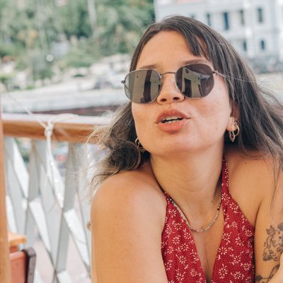 oxebebea's profile picture. ✨o sol tá brilhando ✨