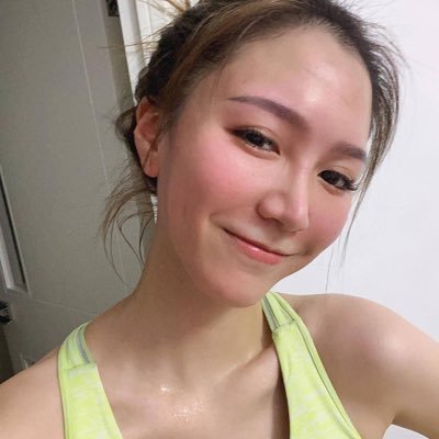 ErnecWasxde's profile picture. Explorers of hillsides, oceans and flavors!🤿🎿🍳When I am not chasing tennis or indulging in music, you will find that my life is full of adventures.