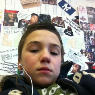 lil_bash99's profile picture. 