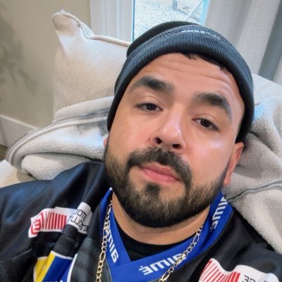 mandorox392's profile picture. IG... @SneakergangLA #LASNEAKERGANG