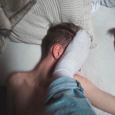 sky2f33t's profile picture. 18+ content not mine dm for deletion