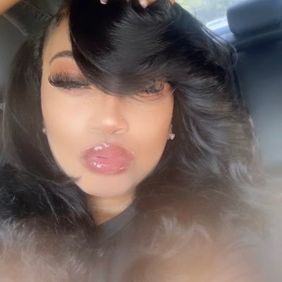 Proverbs 31:25-26 ❤️🔥 Nail Salon Owner. @bombshell_hoursllc | Serial Entrepreneur #NCNailTechnician 💅🏽🎀