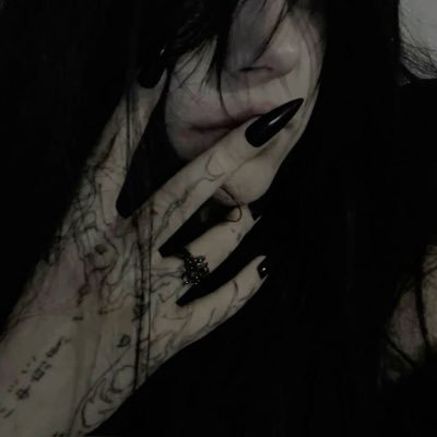 bringsoffstage's profile picture. video editor