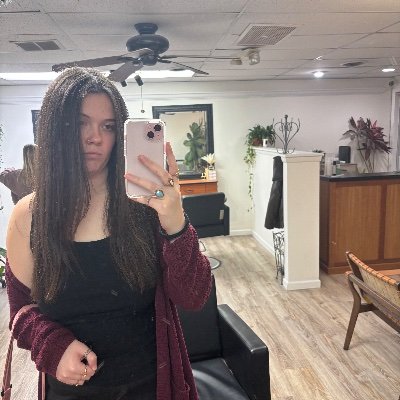 RachelDeslatte's profile picture. 🇨🇦🇮🇪🇰🇾🏴󠁧󠁢󠁳󠁣󠁴󠁿🇦🇲| made in Canada