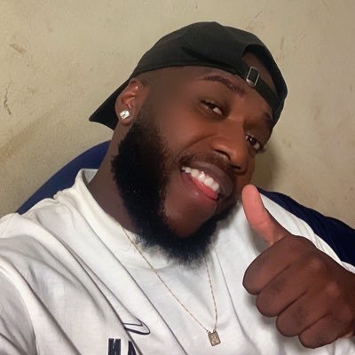 wisleenmoura9's profile picture. “ Desistir só de desistir “ 🤟🏽✌🏾
