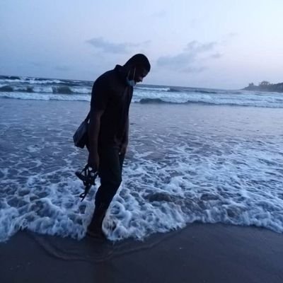 KHODJOE19's profile picture. INTROVERT