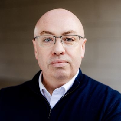 Chief Strategy Officer at Smarter Airports. Aviation Tech geek. Love gadgets, flying & house music. Hate queues, monopolies & marzipan. All views my own etc.