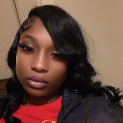 😩 this my only page 😩I don’t have only fans. YES I ASK FOR MONEY 🤑