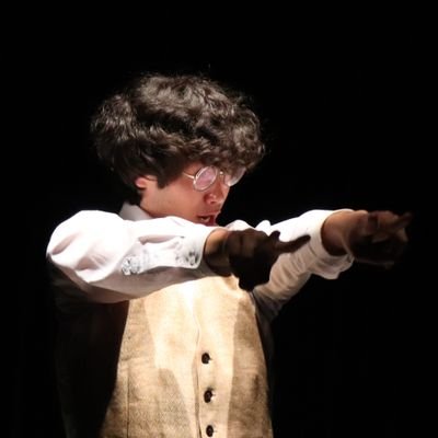 なかねはやとです!
元北海学園演研所属
第14回札幌対校祭で俳優賞を受賞。
役者でもフライヤーデザインでもお仕事ください!(趣味でベースをベンベコしてます)