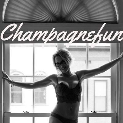 Hi, Champagnefun here !! I'm your Bubbly Cam Model on Chaturbate 🍾🥂
Follow me and Dm for Sexy content😈
#milf #cammodel #swinger #nudist #fetishfriendly ❣️
