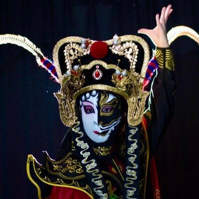 中国伝統芸能 #変面 の役者 「姜潤」 / 川劇変面王 姜鵬に師事 / 変面発祥の地 四川省成都市国際音楽祭に出演/手品家博多店出演中 /出演のご依頼はHPより