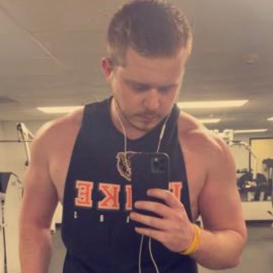 JamesAChafin's profile picture. •Dream. Try. Do Good. •L.S.B.S. •Snap 👻austin_chafin •Insta 📷 chafin_austin