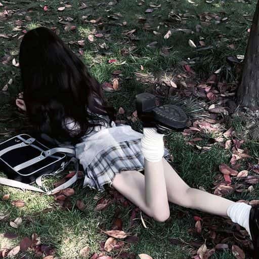 TherarenNlsYGT's profile picture.