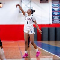 Arianna Davis (@nani_cakes42) 's Twitter Profile