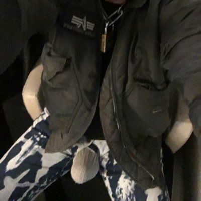 rbrski69's profile picture. sleazier the better - 4 MEN ONLy