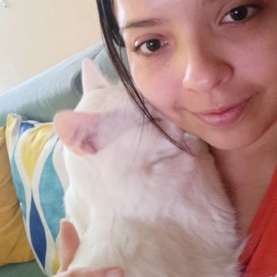 alidarcb's profile picture. 