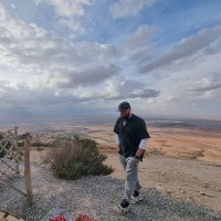 Charlie Mroz (@mroz_charl78193) 's Twitter Profile