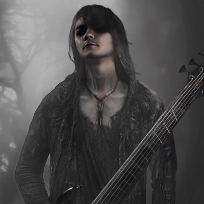 メタルバンドLost In the Flames(@LITF_officialJP)でベースを弾いております💡 / Street Theater II(Dream Theaterコピーバンド ) / ex.ASURA(@ASURA2033) / サポートやRecのご依頼はDMで承ります💡