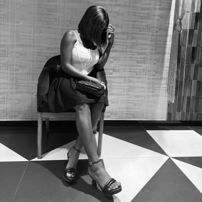 rede_oo's profile picture. I write relatable lifestyle. wellness and travel content that helps brands connect with their audience. DM or📩: iredeomowunmi@gmail.com | My portfolio👇🏾