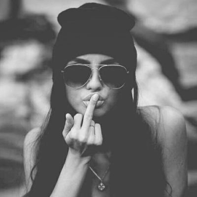 TheMamaofOZ's profile picture. 