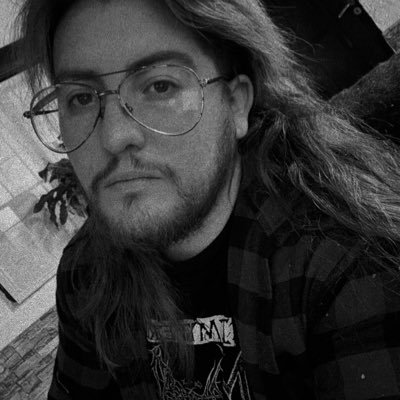 // Personal account // you’ll see some random rubbish posts ••• • 2 3 • 🍃90's “”kid””🍃 •••🖤🤘••• Support me on my PayPal because why not? 💸💸