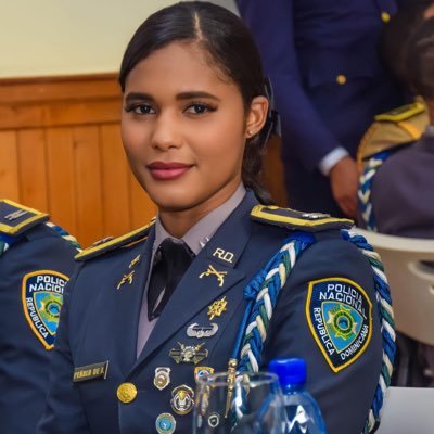 Dios ante todo😇, Encargada de comunicaciones de @Hosgedopolrd Oficial de la P.N 👮🏻♀️🇩🇴