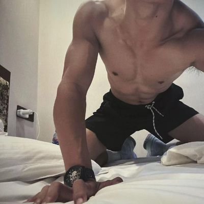 boysky1998's profile picture. 