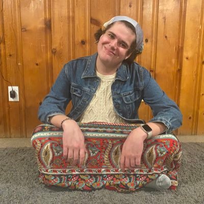Transfem heathen 🏳️⚧️; Researcher for @LogRideApp; Music lover; Hopefully funny person