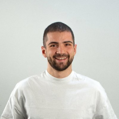 Full Stack Human. Aporta algo, siempre. Hago cosas. Escribo sobre UX en https://t.co/PGMTshoEyz | Diseño en https://t.co/kyKTGR11U0