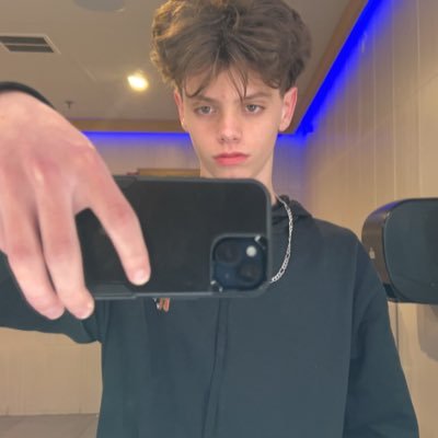 XTEHSEE's profile picture. 🏆Free Agent 🏆 (15) 🟣Iridescent 🟣 looking for team to play in the (18U)