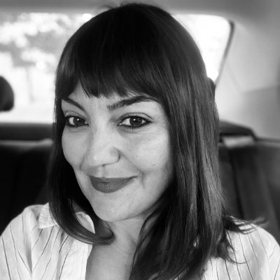 pinar_kacar's profile picture. Kişisel gelişim, girişimcilik ve finansal özgürlük ipuçlarını kitapların gücüyle birleştiriyorum.