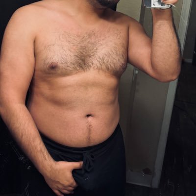 Trying to have some fun?? 😈😈😈 HMU. And Please don't expect me to follow you if you have no sort of pics or content on your Twitter.