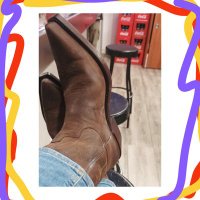 📻👢¡Seguimos a la @RadioConBotas! ¿Nos sigues? (@uno_toma) 's Twitter Profile