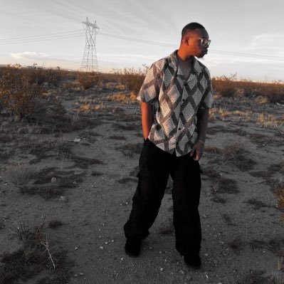 fakeluvjay's profile picture. 26