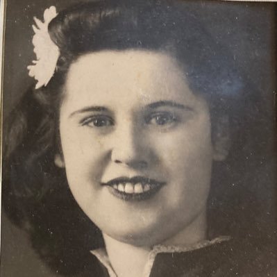 StellaDora1957's profile picture. #MAGA always! #Military Love all animals. Daughter 20yr. NAVY JAG (ret.) Kicked off Twitter for supporting Trump but everything was true!🇺🇸🇮🇱🎗️⛳️🐕‍🦺🐦‍⬛