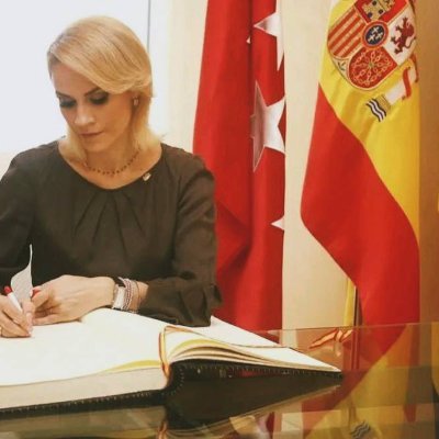 conturi private pentru a discuta direct cu fanii mei loiali, familia și prietenii...