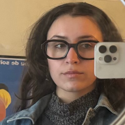 angelicpsyop's profile picture. 