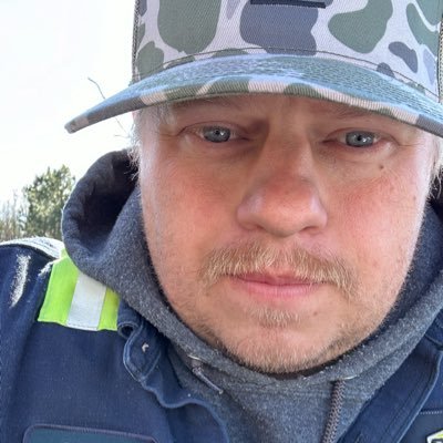 asphalt plant electrician , rad dad, 2nd amendment, stay strapped or get clapped, America first 🇺🇸