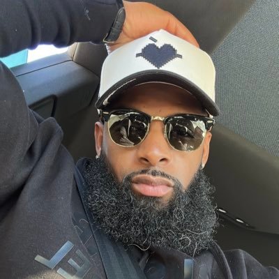 Peter 5(6-7) Romans 12(2) 👽Los Angeles 🇺🇸USAF Veteran 🛫🛬ATC 🏋️♀️personal trainer 61 📸Model ⚔️Private Security