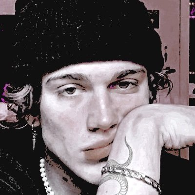 BlTCHBREAKING's profile picture. 