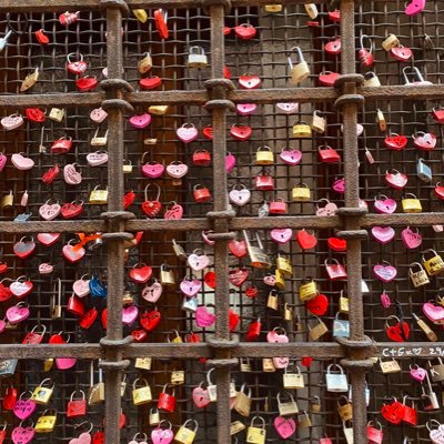 Angiijx's profile picture. 