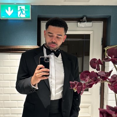 history teacher, united fan, yapper. he/him