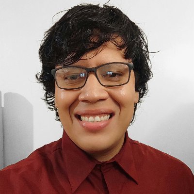 Soy católico por razón, por razonamiento y por tradición familiar. Escribo software por vocación.Encuentro el servicio como un grato pasatiempo y forma de vida.